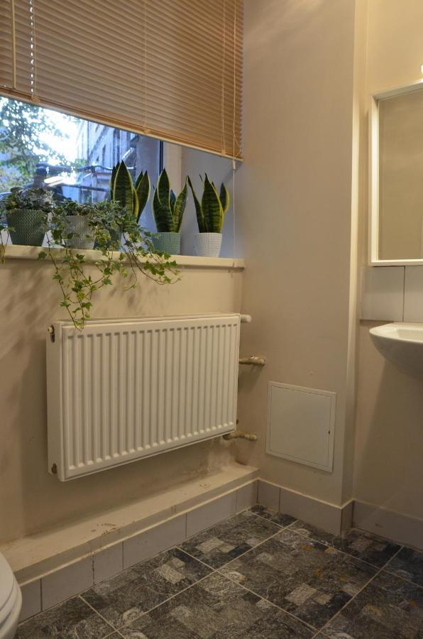 Anna'S Guesthouse Riga Bagian luar foto