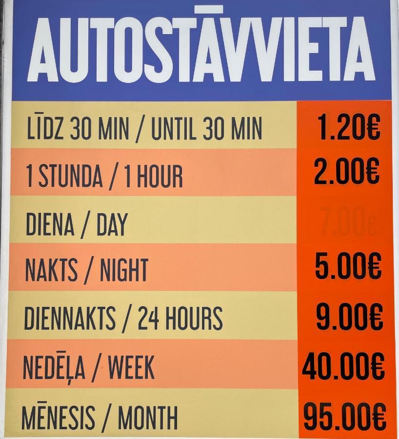 Anna'S Guesthouse Riga Bagian luar foto